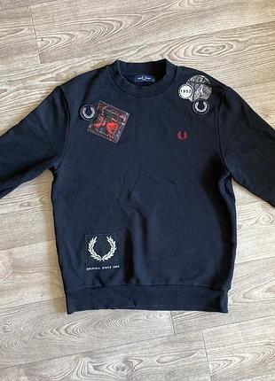Оригінальний світшот fred perry  чорного кольору