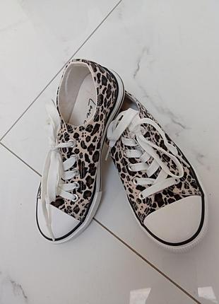 Кеди мокаcіни під конверси new look,35-36р