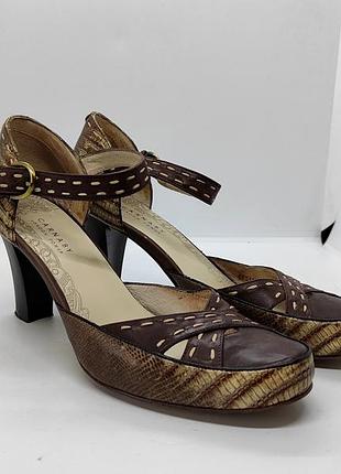 Кожаные туфли carnaby london hand made