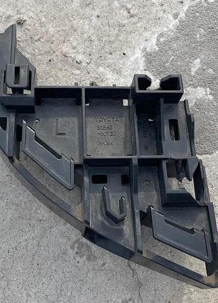 Toyota land cruiser 300 кронштейн фонаря левый 5256360120