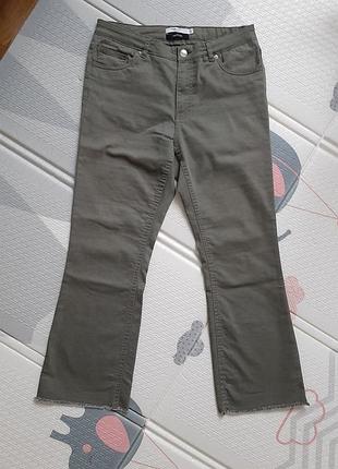 Капри женские piazza italia