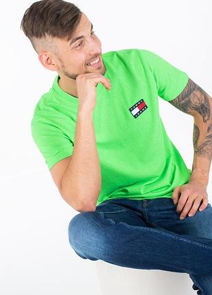 Футболка tjm tommy badge neon tee размер м