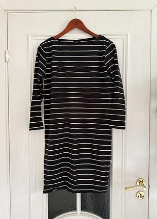 Сукня повсякденна в смужку