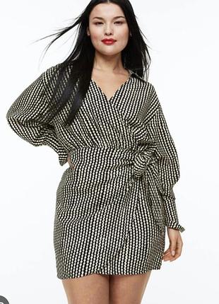 Платье платье 👗 с геометрическим рисунком на затин h&m