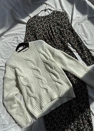 Актуальний светр  primark