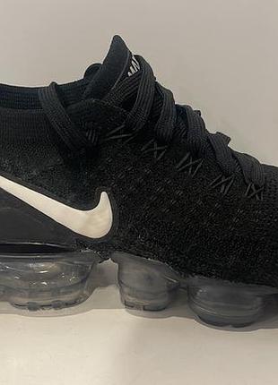 Nike кросівки