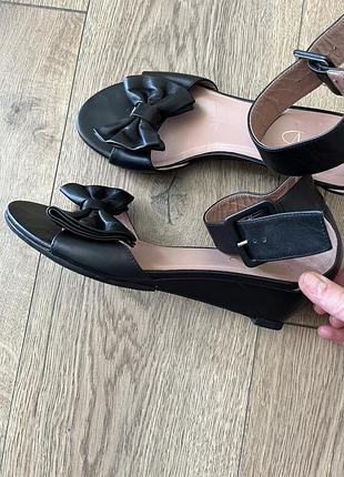 Босоножки red valentino