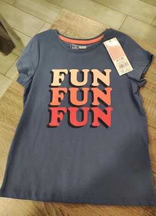 Бавовняна футбока pepco для дівчинки.