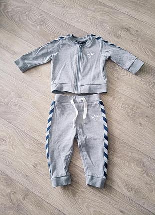 Дитячий спортивний костюм 62 розмір