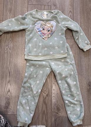 Тепла піжама з ельзою
