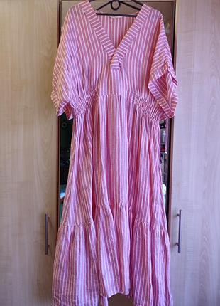 Платье из натуральной ткани.