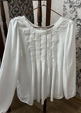 Шикарна святкова біла жіноча блуза с-м