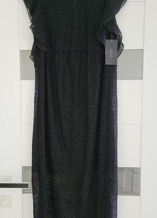 Чорна сукня з мереживом