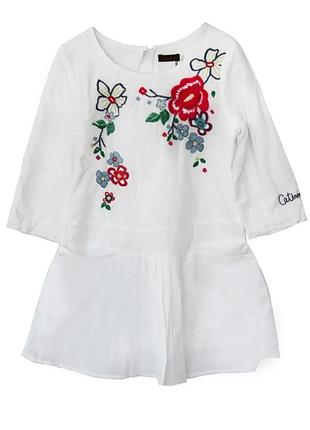 Белое платье с цветочной вишивкой catimini 6-8 лет