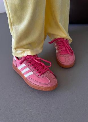 Sporty & rich pink lunar