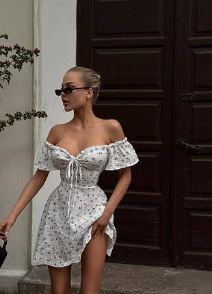 Коротка жіноча муслінова сукня селянка в квітковий принт