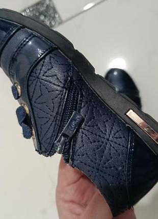 Туфельки балетки лаковые кожаные 6