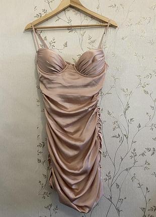 Сукня жіноча