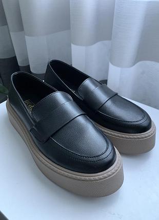 Лофери з натуральної шкіри 39 розмір