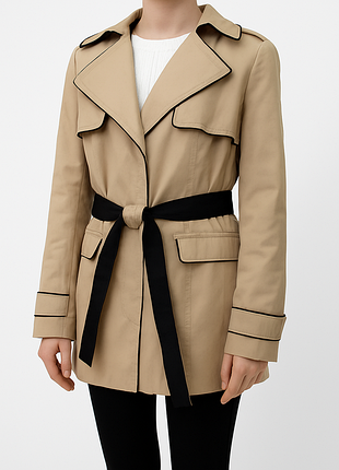 Тренч размер 14
ширина под руками 52 см📏