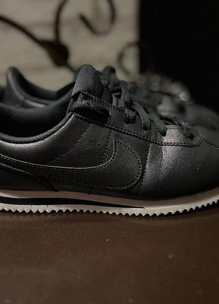 Кроссовки nike cortez 72 purple size 5,5- оригинал