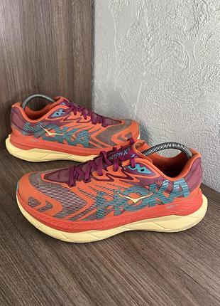 Кросівки HOKA s Multi-layered Pursuit of the Run
