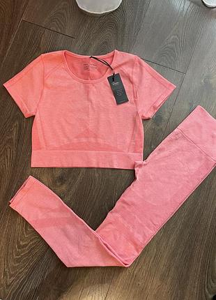 Спортивный костюм для фитнеса зала топ и лосины boux avenue