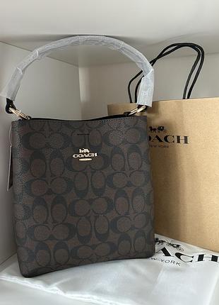 Продаю сумку coach town bucket bag оригінал