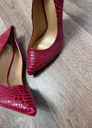 Туфлі 38 розмір