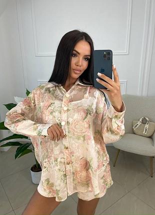 Брендовий жіночий літній костюм з шортами