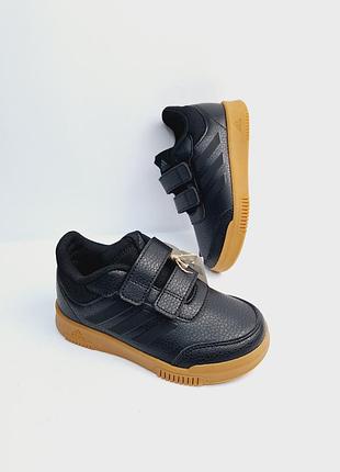 Кросівки adidas