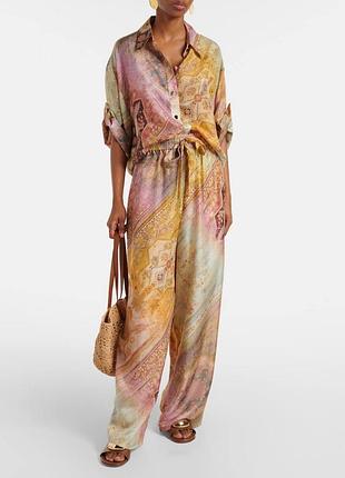 Костюм женский