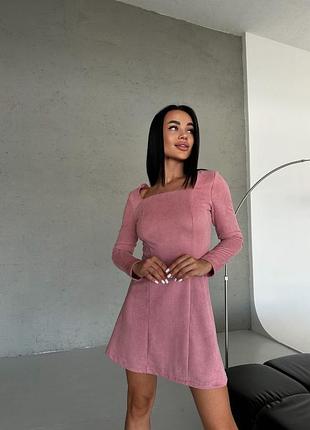 Жіноча весняна сукня міні