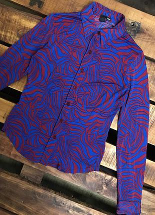 Жіноча сорочка (блуза) з принтом h&amp;m (ейч енд ем спрр ідеал оригінал синьо-червона)