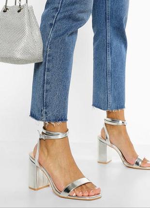 Босоніжки туфлі