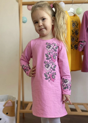 Платье для девочки празднично с вышивкой