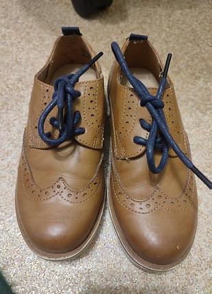 Продам туфли-броды коричневые на мальчика george 31р.