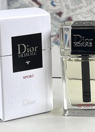 Оригінал.мініатюра .туалетна вода для чоловіків dior homme sport від dior  10 мл