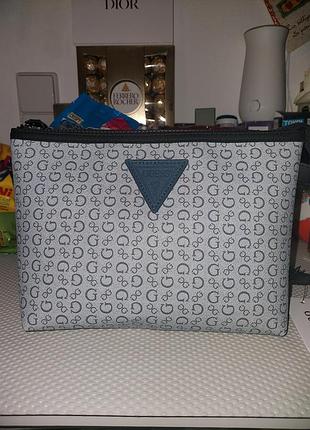 Guess новая сумка косметичка  сумка для косметики guess