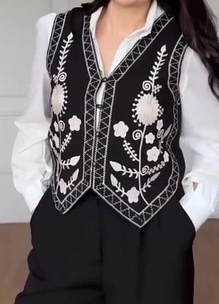 Жилетка вишита, вишиванка