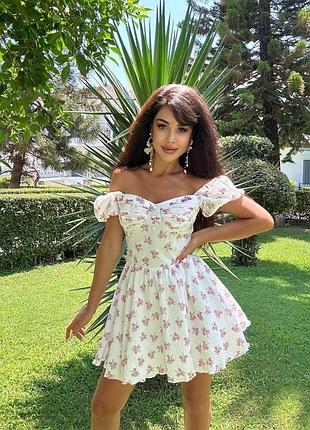 Сукня жіноча у різних кольорах