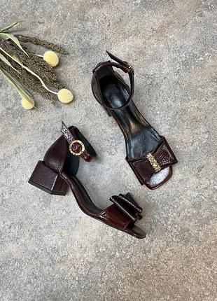 Босоніжки жіночі з бантиком