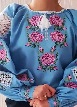 Вышитая женская рубашка