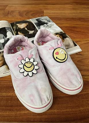 Мокасини, макасіни сліпони кросівки тапки