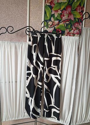 Стильні штани кюлоти в принт emery rose.