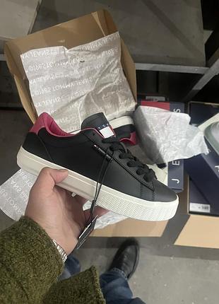 Кеди жіночі tommy hilfiger