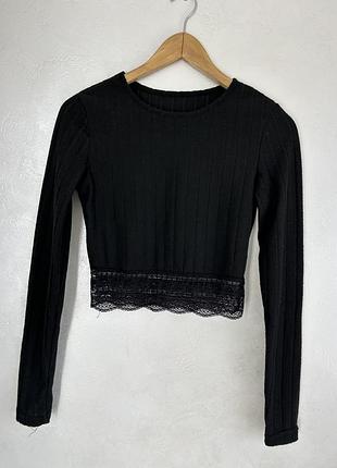 Топ чорний з круживом