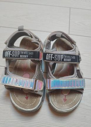 Босоножки детские