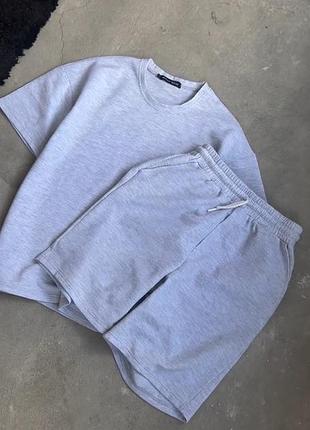 Легкий комплект футболка + шорти розміри :s m l xl