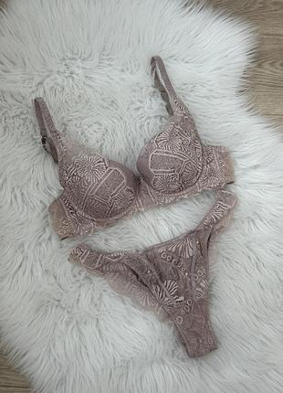 Рожевий, бежевий мережевний комплект intimissimi